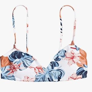 NWOT Roxy classic athletic bikini top